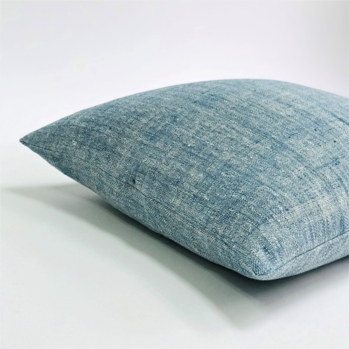 OCEAN VIEW PILLOW COVER 