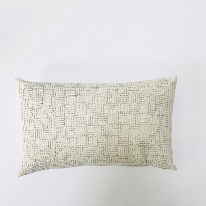 SASHIKO STITCHING PILLOW COVERS - WHITE LUMBAR