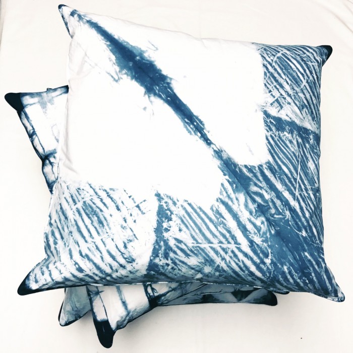 RAINFALL PILLOW COVER 