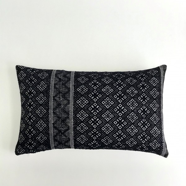 DIAMOND PILLOW COVER - BLACK