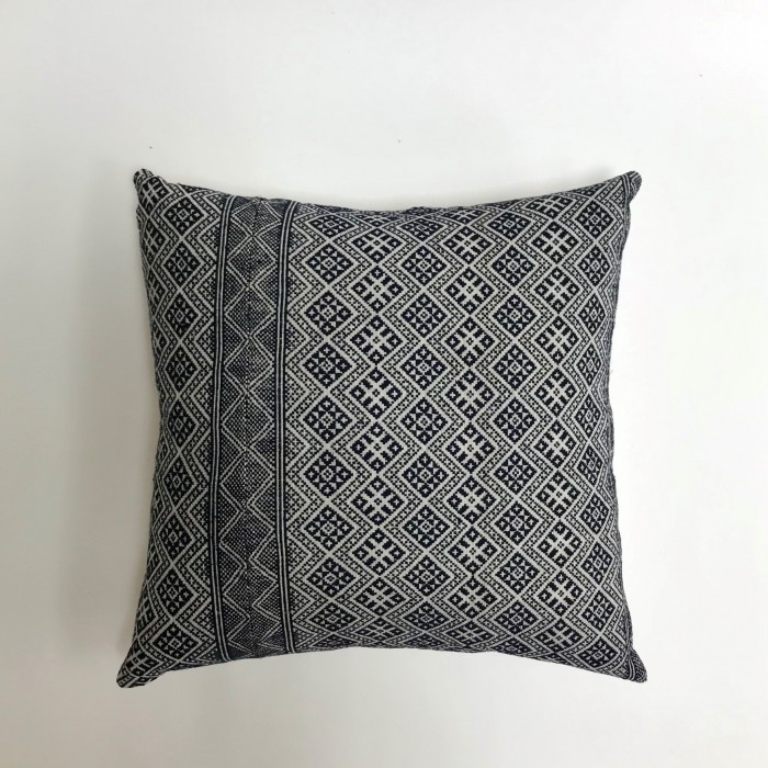 DIAMOND PILLOW COVER 