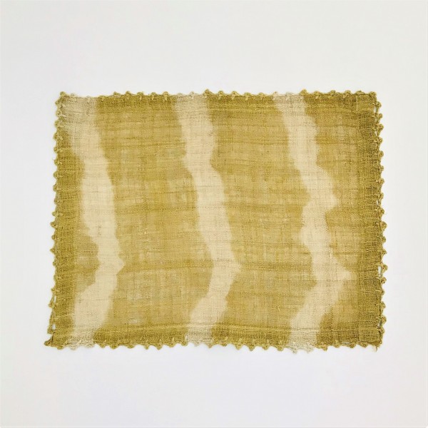 CROCHET EDGE HEMP PLACEMAT WATERFALL GOLD