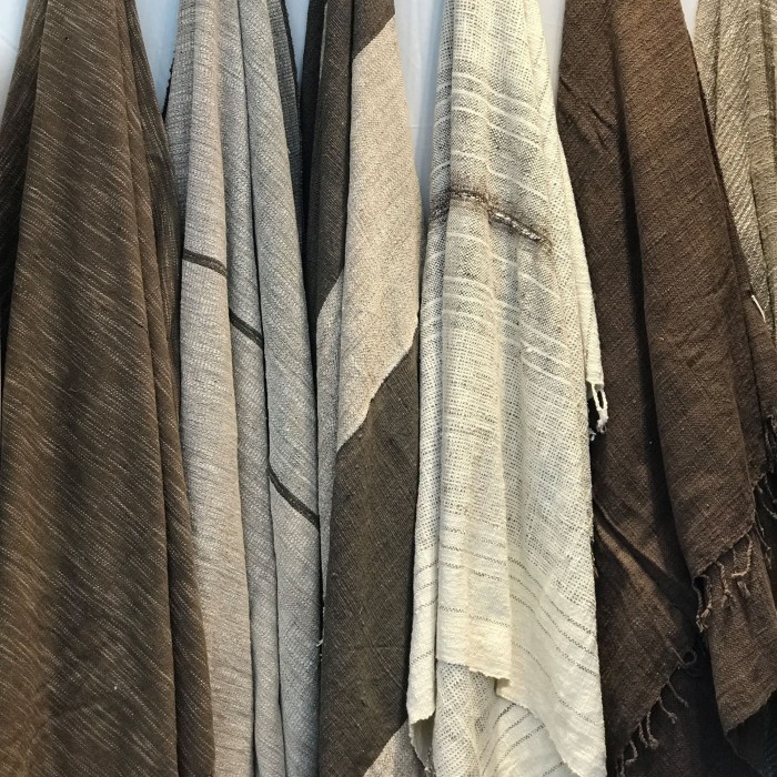 HANDSPUN COTTON STRIPE THROWS - MOCHA